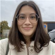 Étudiante en Master de Droit interne et européen des mineurs à l'UPPA, je suis disponible pour donner des cours particuliers.
